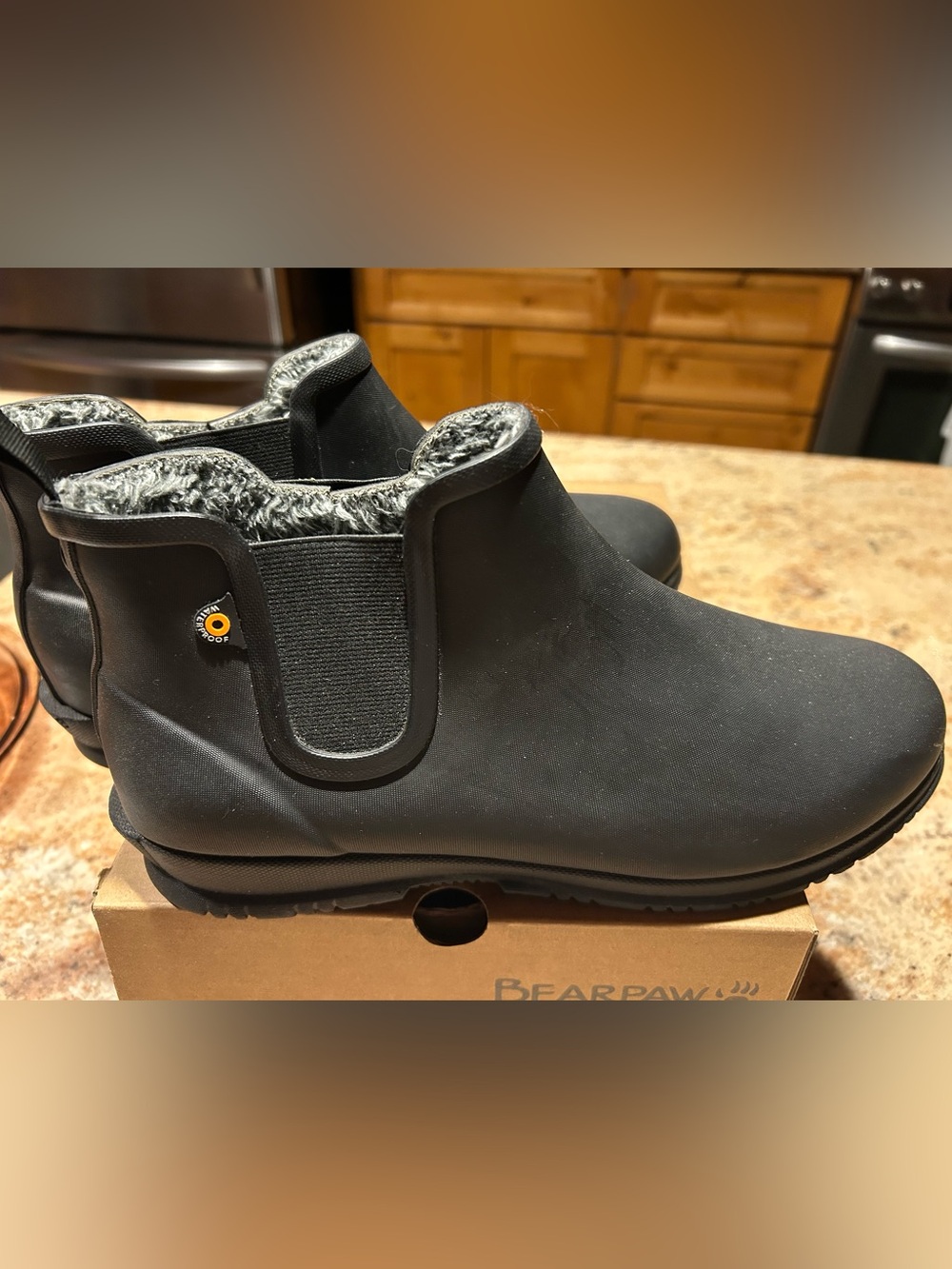 Boggs Black Size 9 “SweetPea Winter” 72421 Rebound Bloom Lined Waterproof Boots